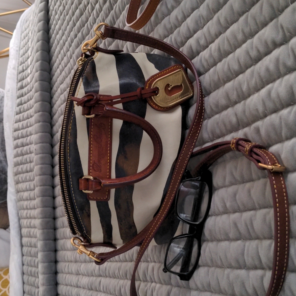 Dooney Bourke